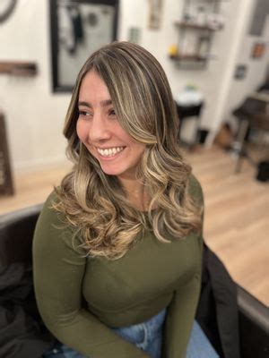 giulia love salon|Giulia Love Salon, 23.